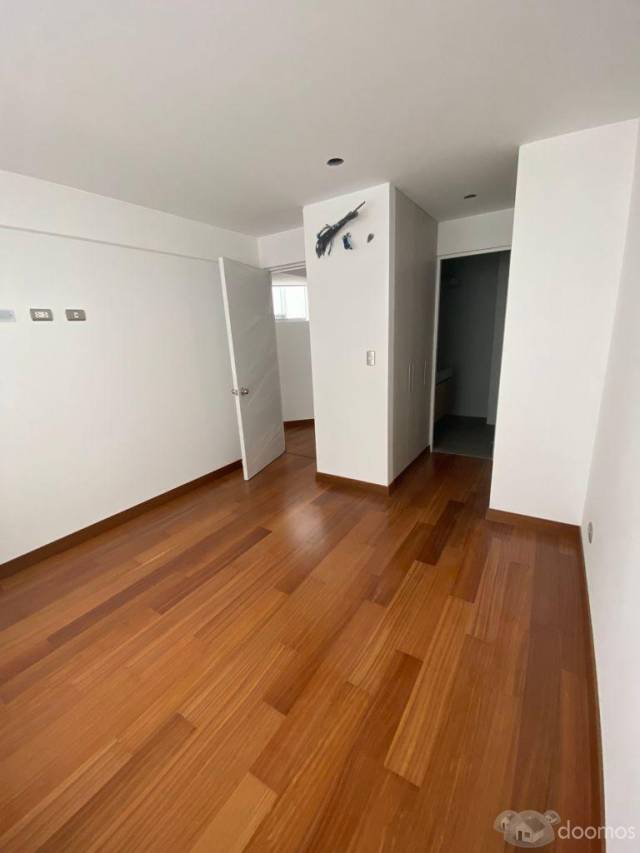 Departamento en Miraflores de Estreno · 110m² · 3 Dormitorios · 1 Estacionamiento