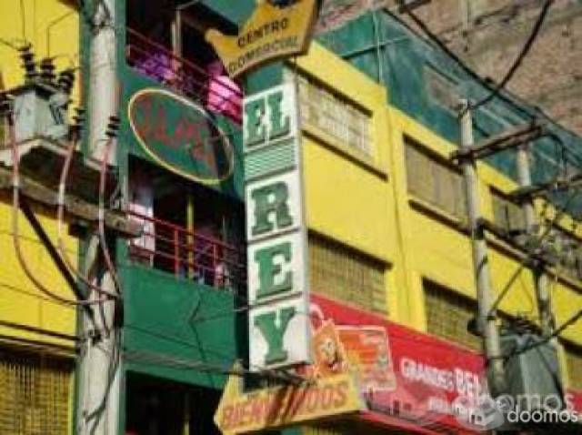 Alquilo tienda en GALERIA EL REY DE GAMARRA