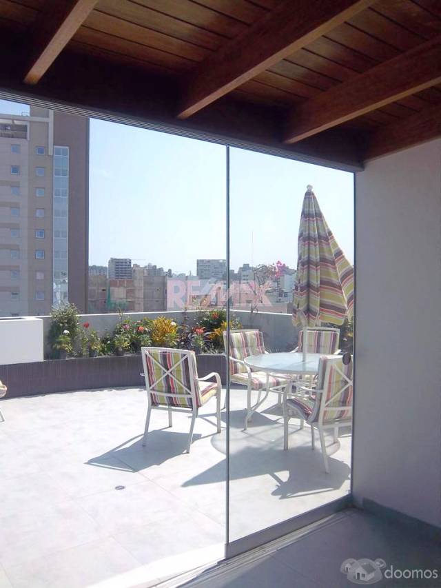 DUPLEX MIRAFLORES TERRAZA! 260m2 3 dorm 4 baños!