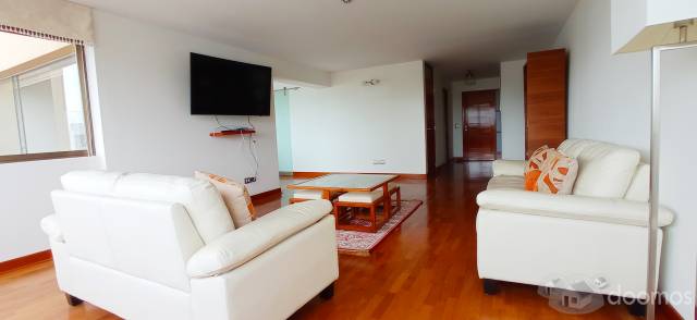 Hermoso Departamento Amoblado y Equipado en San Isidro, con Terraza!