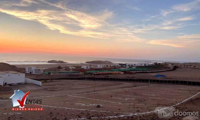 Remate de Terreno de Playa en FILA 3 VENTA con VISTA Y FRENTE AL MAR! Ubicado por Playa La Honda en Cerro Azul en el km 124 de la Panamericana Sur. A solo 15 minutos del boulevard de Asia