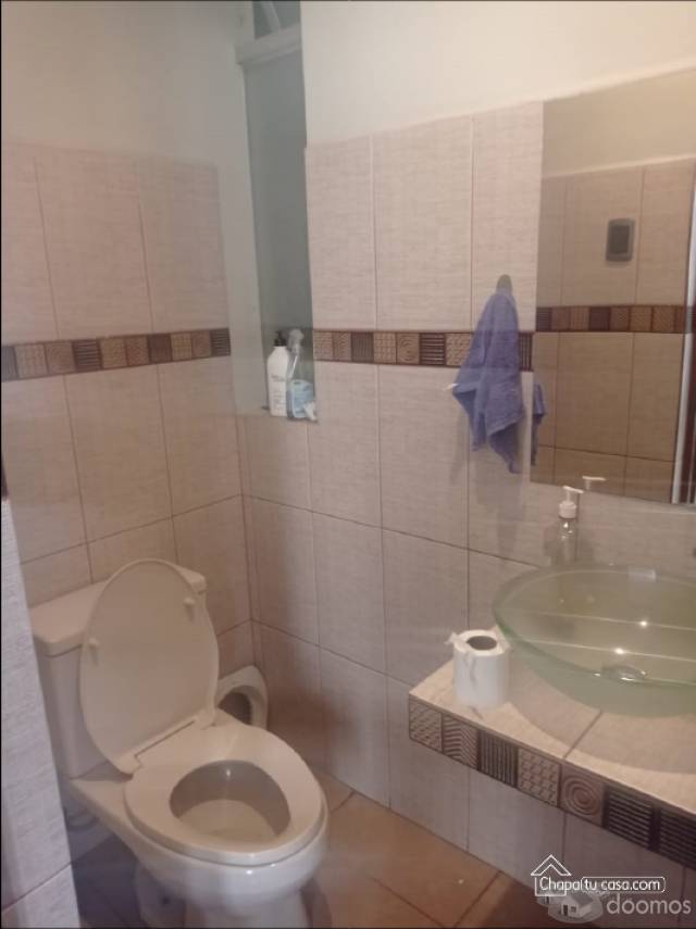 Se vende Casa - Urb. Los Docentes