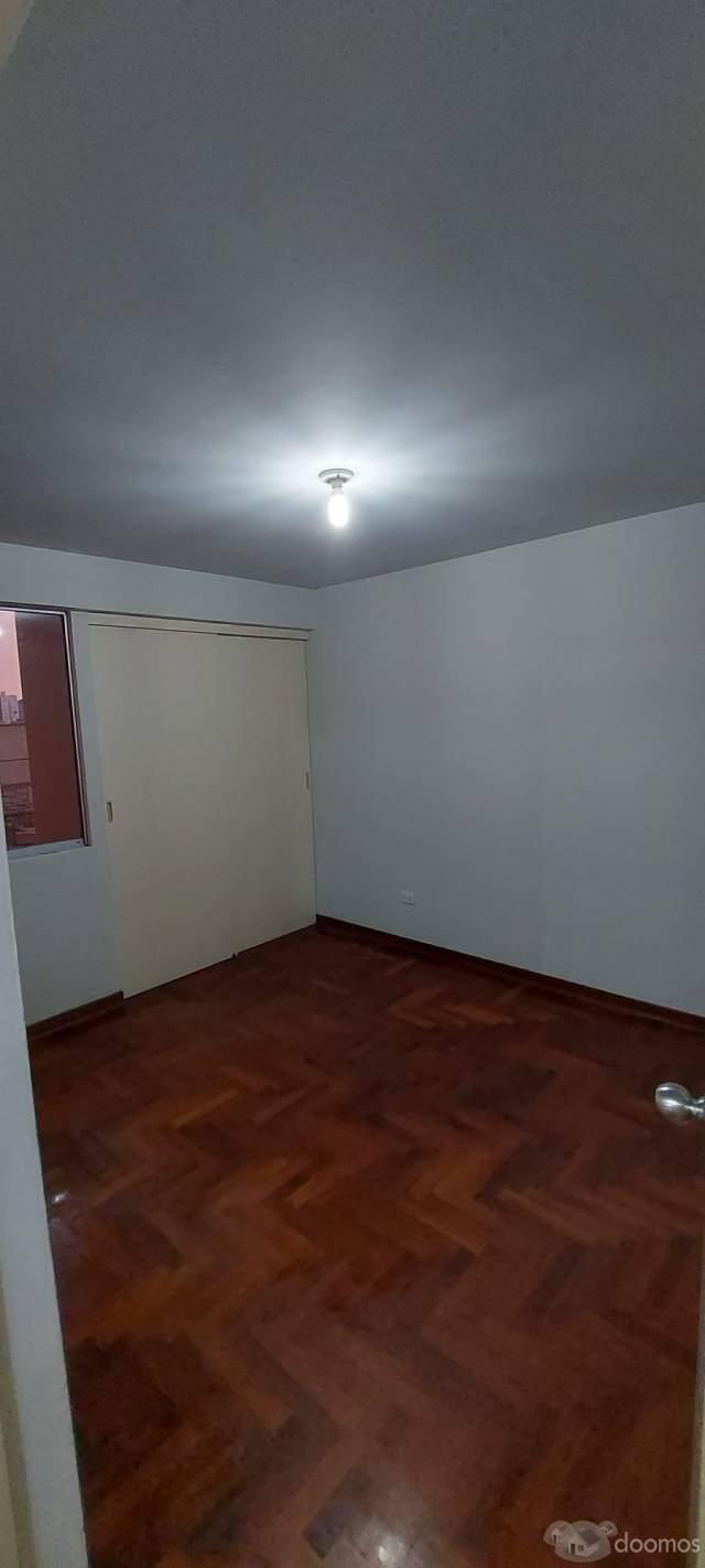 SE VENDE LINDO DEPARTAMENTO EN LINCE