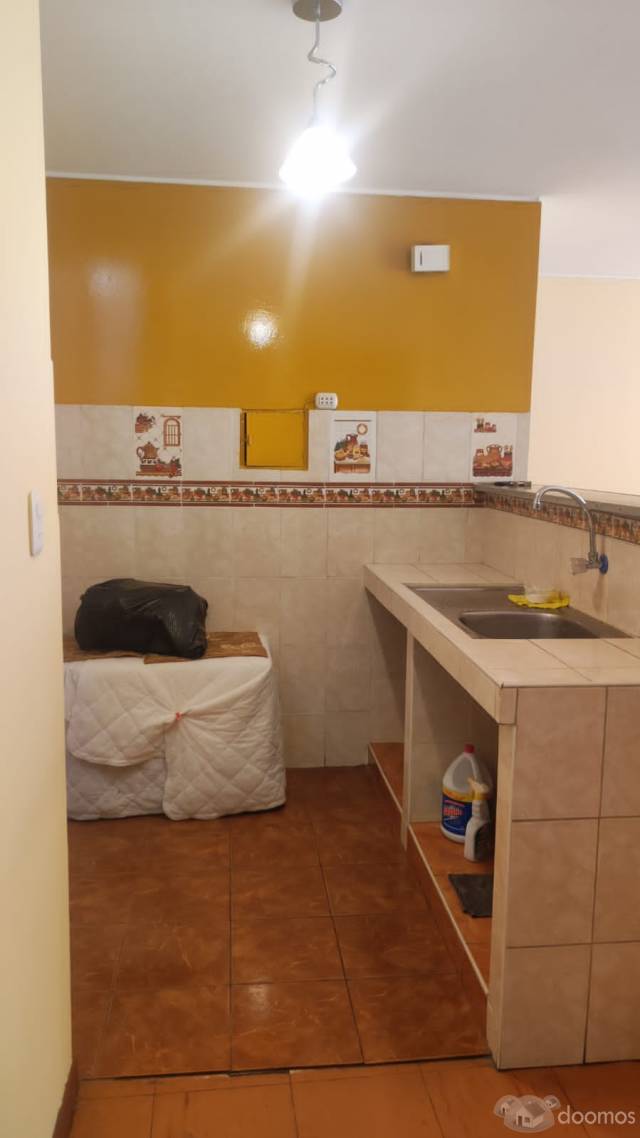 VENDO DEPARTAMENTO EN SMP, A UN COSTADO DE LA UNIV. CAYETANO HEREDIA