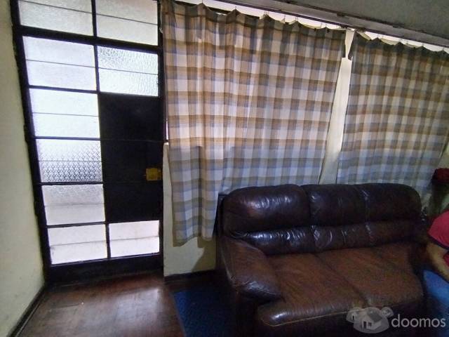 LINCE - Departamento 1er. Piso en zona comercial de 2 Dorm + Cocina Separada + Patio