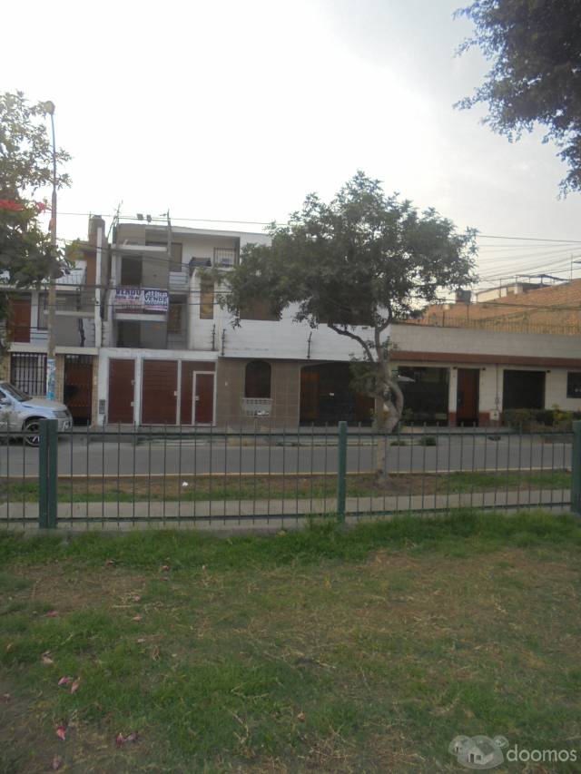 DEPARTAMENTO 70 M2 FRENTE A PARQUE 2 PISO URB. COVIDA LOS OLIVOS $ 82.000