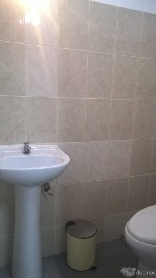 Alquiler de Oficina en Miraflores 40 m2 a 450 dólares