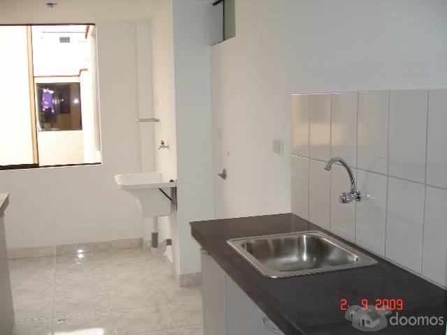 VENTA DE DEPARTAMENTO CON 3 DORMITORIOS  75 M2 EN LOS OLIVOS