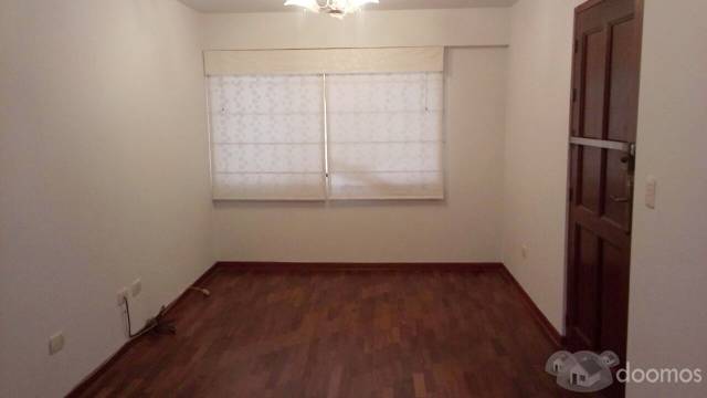 VENTA DE DEPARTAMENTO 1ER PISO