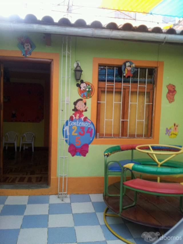 VENTA DE CASA EN HUARAZ