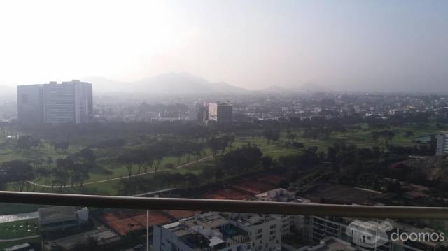 EXCLUSIVO DEPARTAMENTO EN EL GOLF