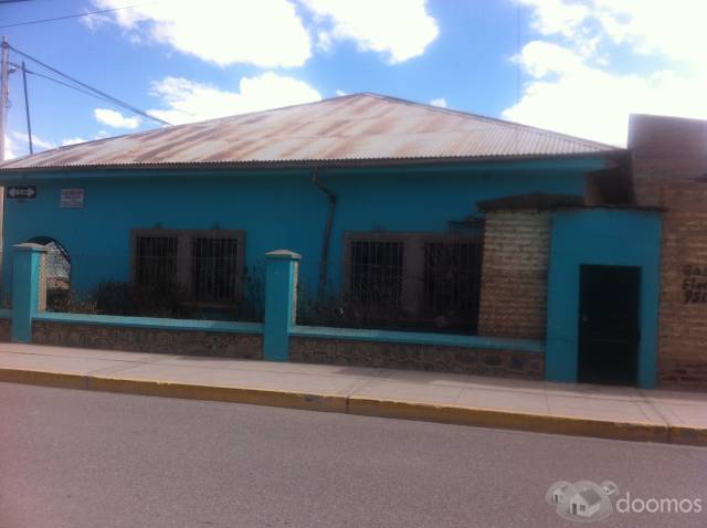 Se vende casa en la mejor zona residencial y céntrica de Juliaca ideal para Constructoras