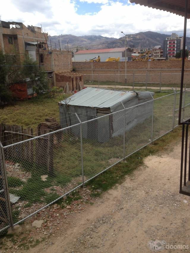 Alquilo terreno comercial Cajamarca (esquina) a 50m Via Evitamiento Sur