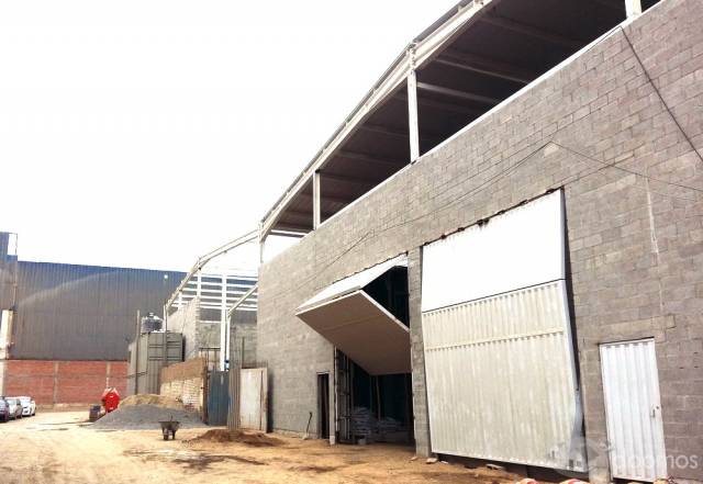 VENTA DE BODEGAS INDUSTRIALES EN LURIN, DESDE 350M2-100% LOSA