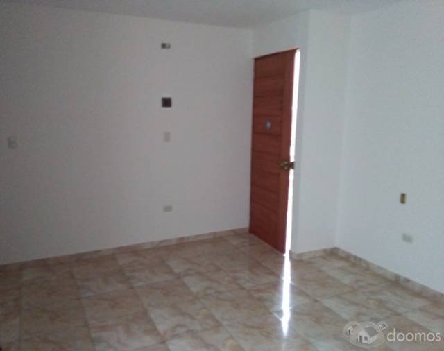 Habitación con baño privado, acabados de primera,acceso independiente, Surco