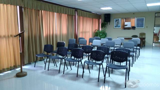 Alquiler salón / oficina / sala / local x horas en Miraflores para capacitaciones, eventos, Show room, actividades,etc