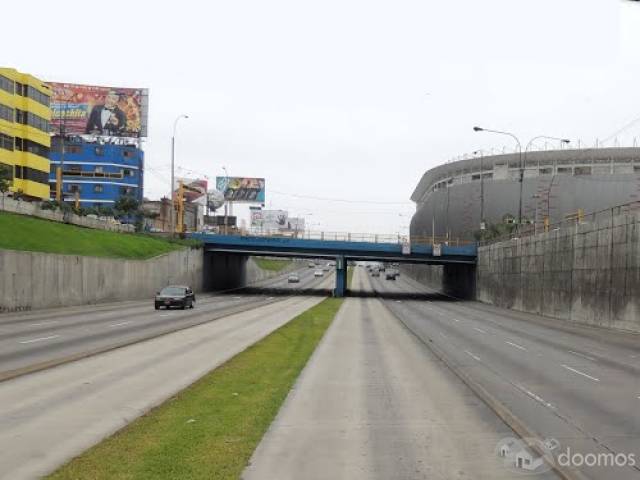 Alquilo aires para publicidad frente al Estadio Nacional, en  inmejorable ubicación, zona de amplia visibilidad.