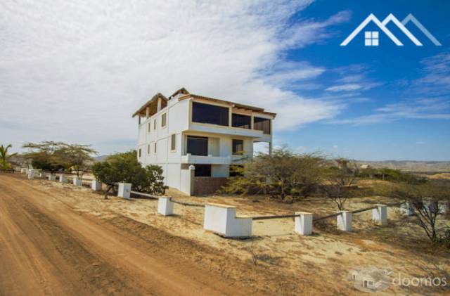 Increíble casa de 6000m² en la zona más exclusiva de Vichayito - Mancora.