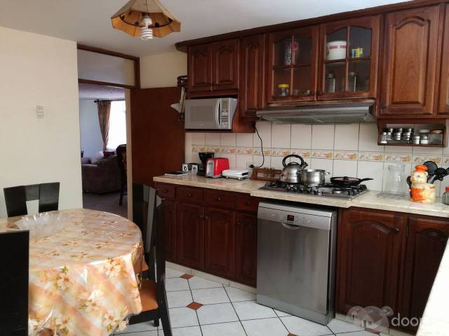 Vendo hermosa casa en zona residencial