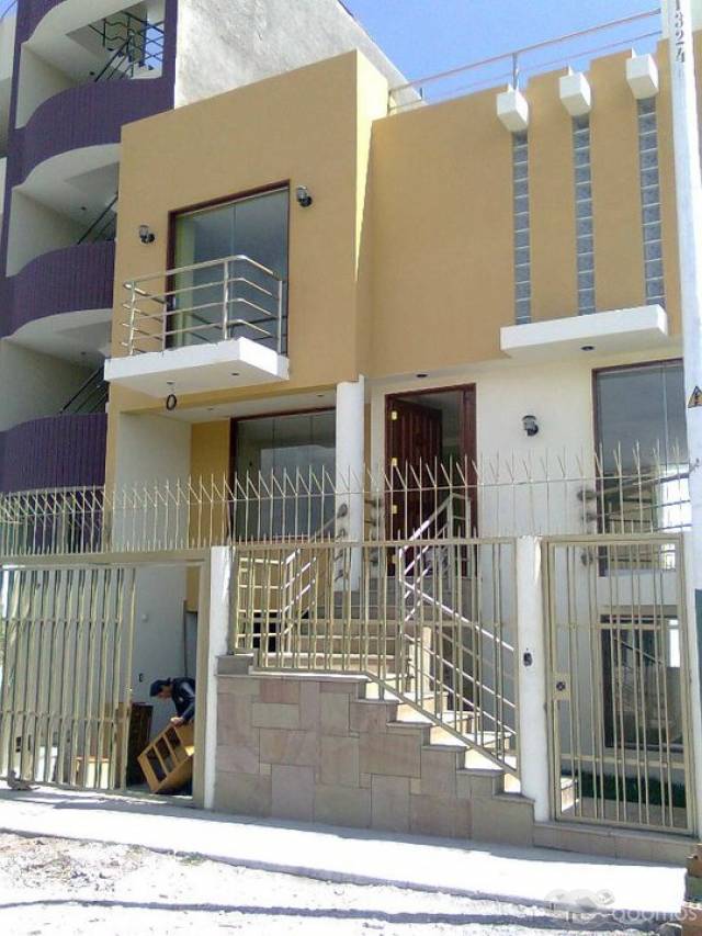 VENDO CASA INMEJORABLE ZONA DE CAYMA