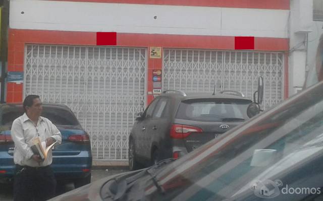 ALQUILO LOCAL PRIMER PISO  MISMA AV. SALAVERRY (SAN ISIDRO ) PARA TODO TIPO DE NEGOCIO (CON ESTACIONAMIENTOS )