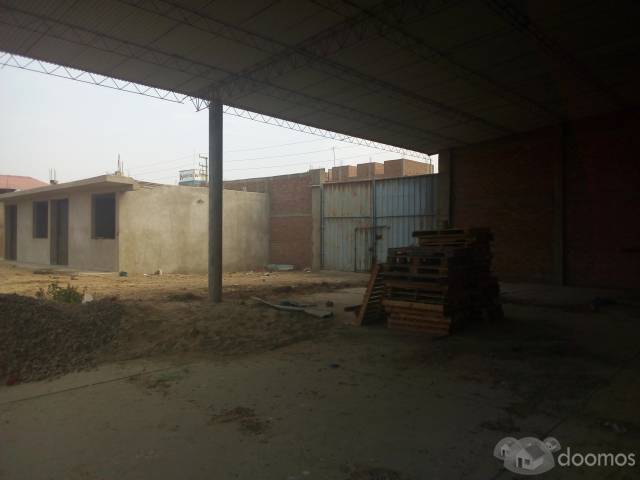 ALQUILO LOCAL PARQUE INDUSTRIAL 2,300 M2