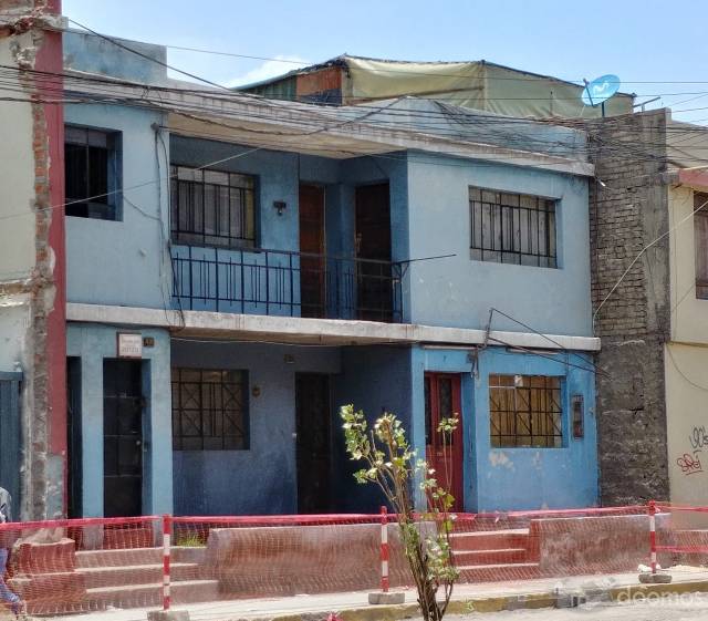 CASA COMO TERRENO Arequipa de 341.80m2