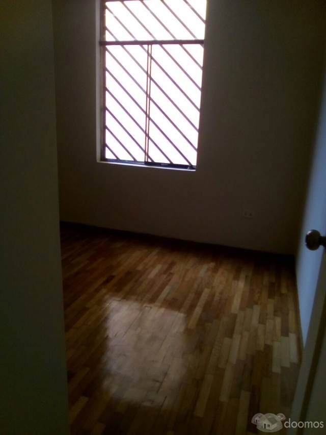 Se Vende Departamento - Primer Piso