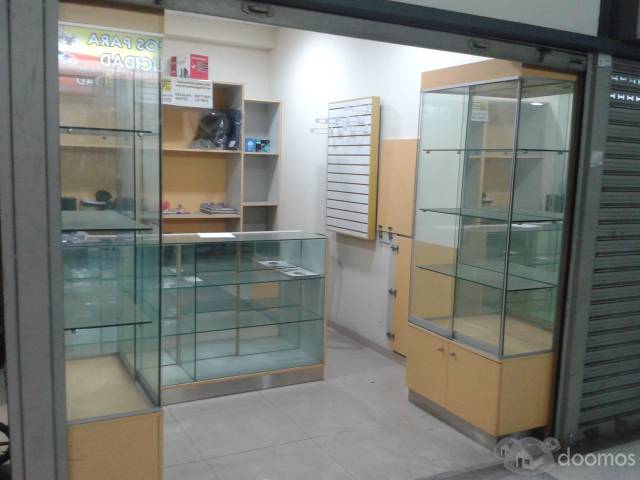 Alquiler Tienda CC CyberPLaza Av. Wilson Frente al Centro Cívico