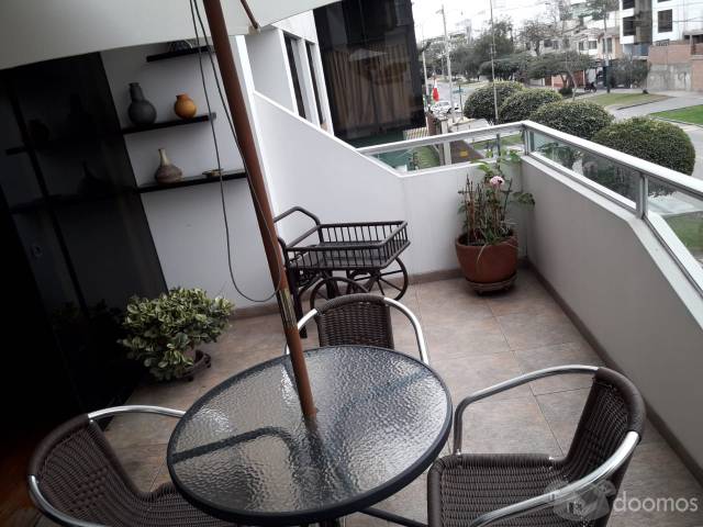 Vendo lindo departamento ubicado en la exclusiva zona de simón salguero en surco