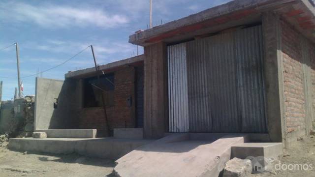 VENDO CASA EN PARTE ALTA DE MARIANO MELGAR- AREQUIPA