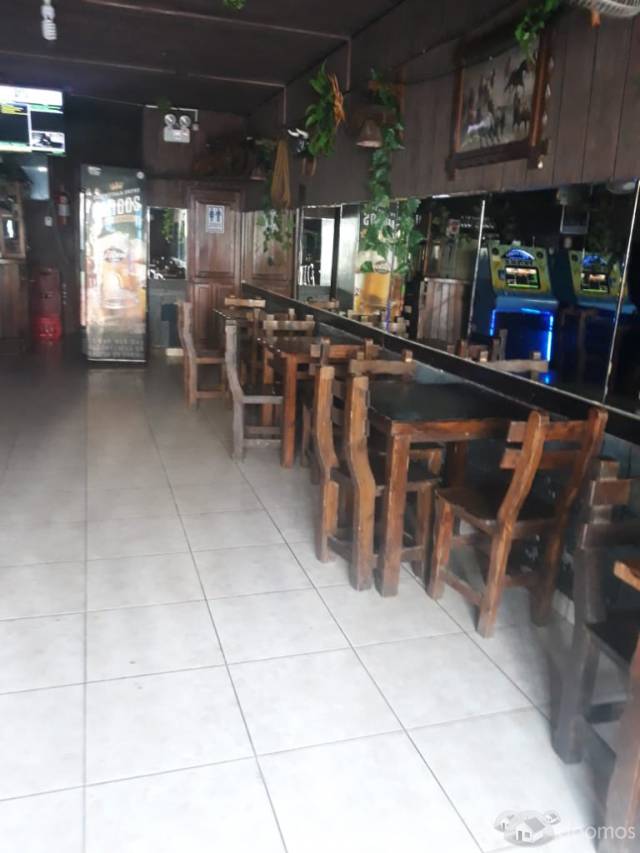 TRASPASO DE LOCAL COMERCIAL - NEGOCIO BAR RESTAURANT