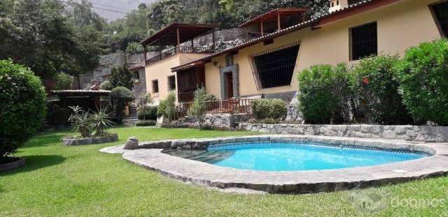 VENDO CASA DE CAMPO EN ZONA EXCLUSIVA LOS CONDORES CHACLACAYO