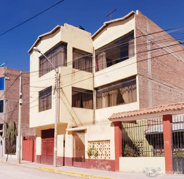 HERMOSA CASA EN LA RINCONADA JULIACA