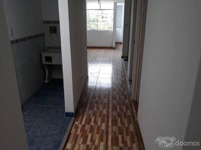 PRECIO DE OPORTUNIDAD!!! VENTA AMPLIO DPTO. FRENTE A PARQUE