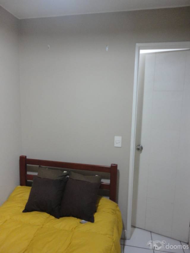 Alquilo habitación con baño incorporado amoblada Monterrico Surco para estudiantes cerca Universidades Upc Embajada EEUU s/720