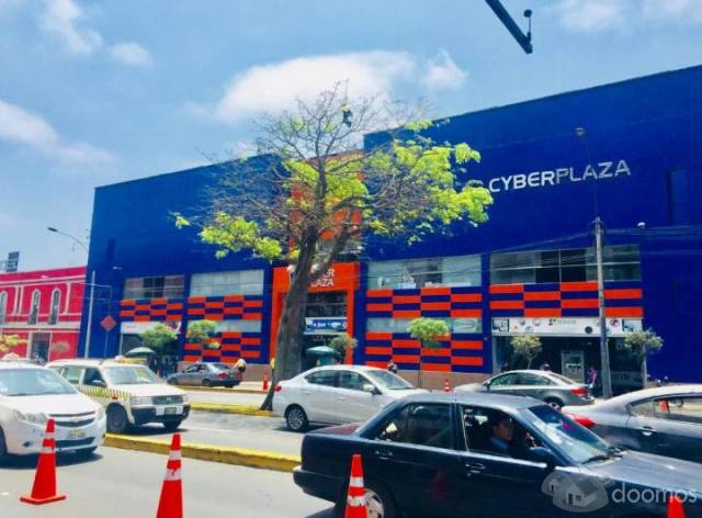 Se Vende Local Comercial Cc. Cyberplaza