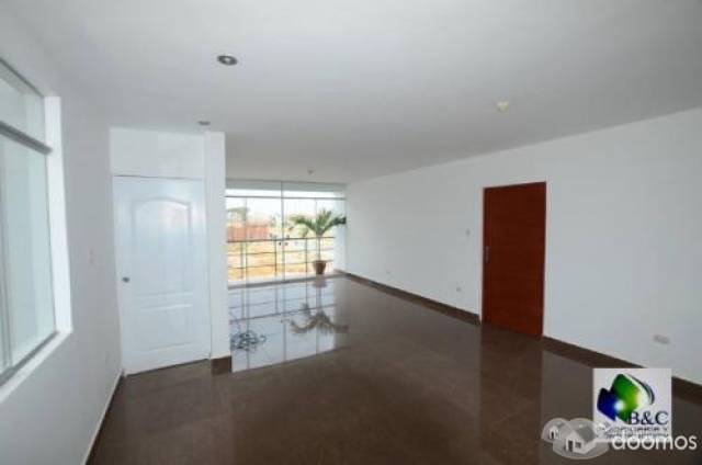 Departamento 2do piso en alquiler, Miraflores country club