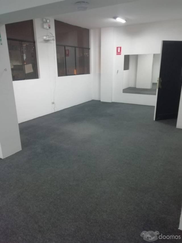 Alquiler de oficina de 60 mts2 en Surquillo