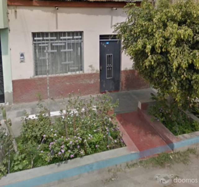 SE VENDE CASA COMO TERRENO EN ZONA ESTRATÉGICA DE CHICLAYO (GRAN OPORTUNIDAD)