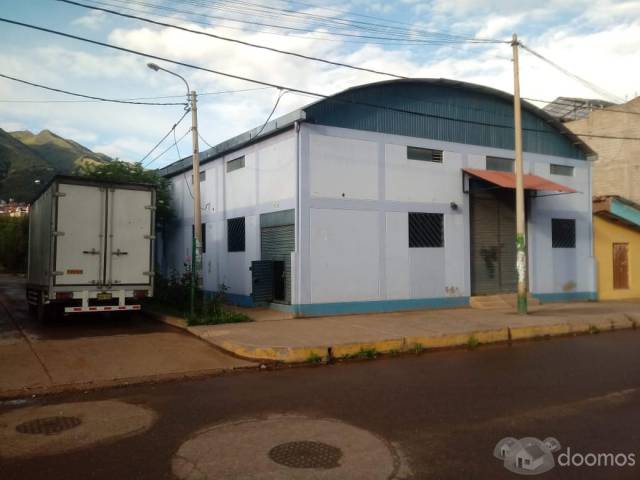 INMUEBLE COMERCIAL INDEPENDIENTE