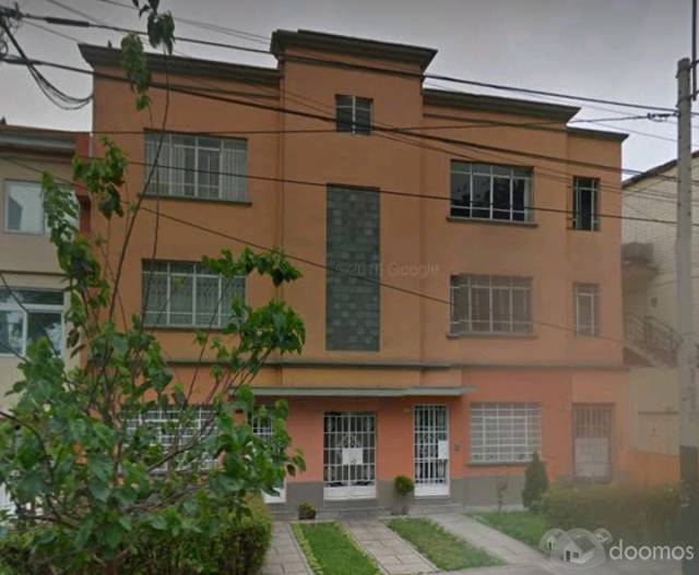 VENTA DE INMUEBLE EN LINCE 560 M2