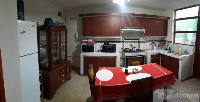 VENDO CASA AMPLIA EN SAN ANDRES III ETAPA